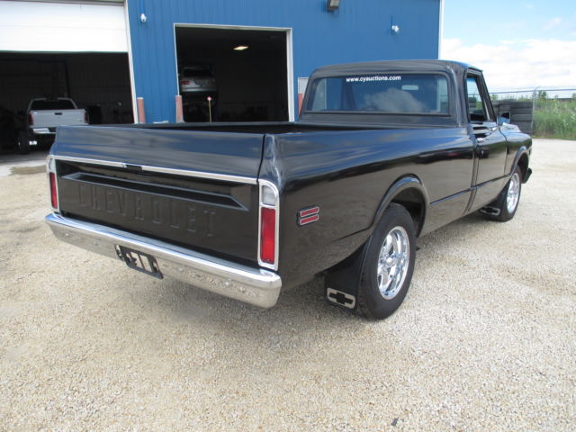 1971 Black Chevrolet C-10