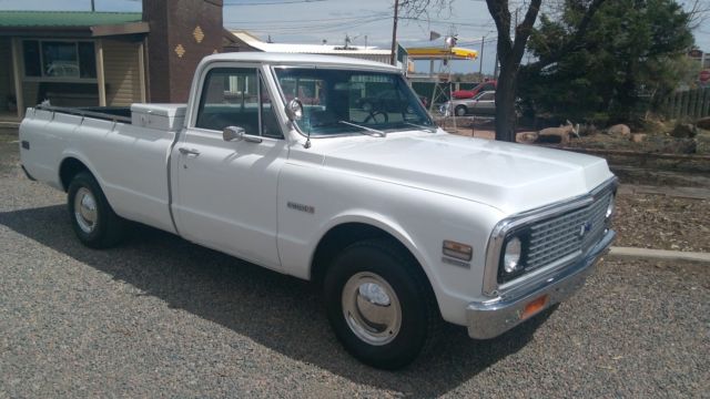 1971 White Chevrolet C-10 Standard Cab Pickup