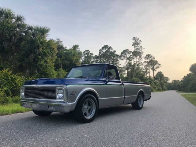 1971 Gray/Blue/Green pinstripe Chevrolet C-10 Standard Cab Pickup