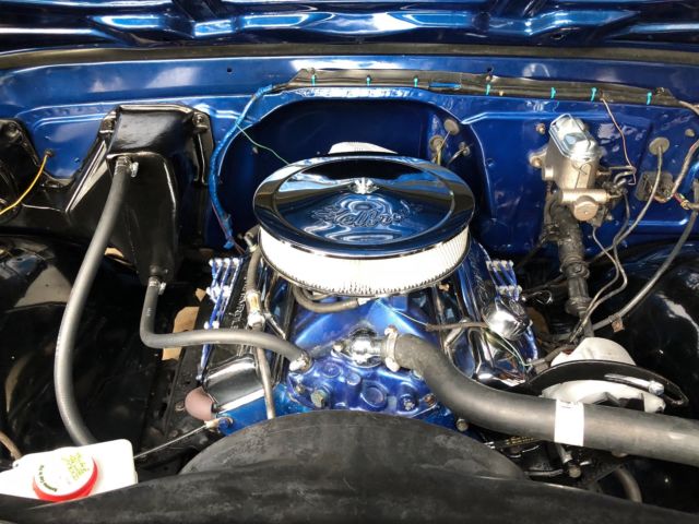 1971 Gray/Blue/Green pinstripe Chevrolet C-10 Standard Cab Pickup