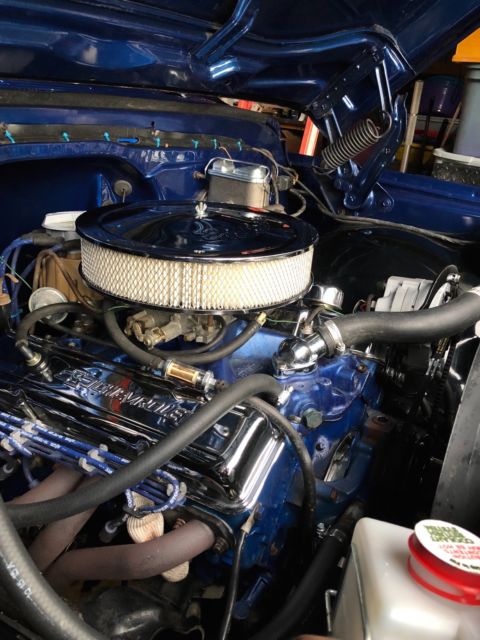 1971 Gray/Blue/Green pinstripe Chevrolet C-10 Standard Cab Pickup