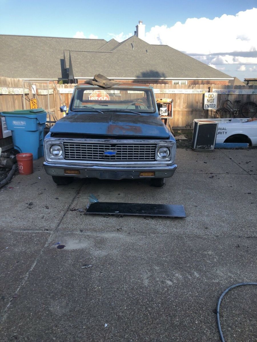 1971 Blue Chevrolet C-10 Pickup