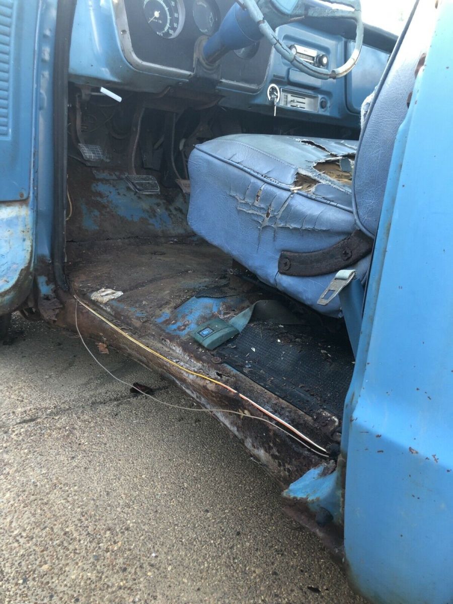 1971 Blue Chevrolet C-10 Pickup