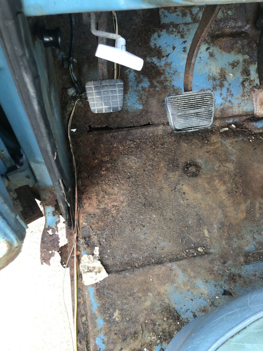 1971 Blue Chevrolet C-10 Pickup