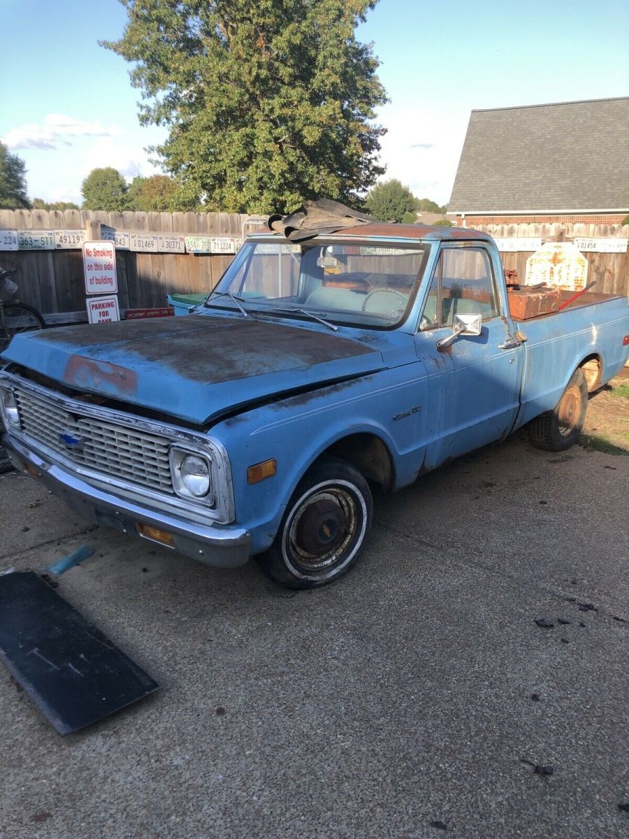 1971 Blue Chevrolet C-10 Pickup