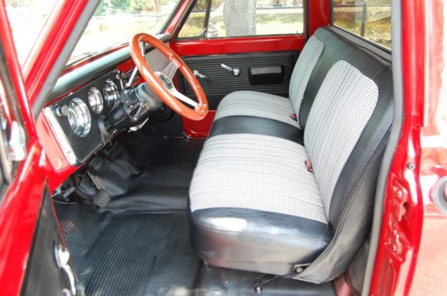 1971 Red Chevrolet C-10 Standard Cab Pickup
