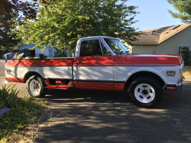 1971 Orange Chevrolet C-10 Crew Cab Pickup