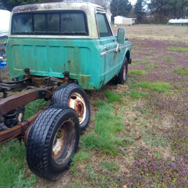 1971 Green Chevrolet C-10 Standard Cab Pickup