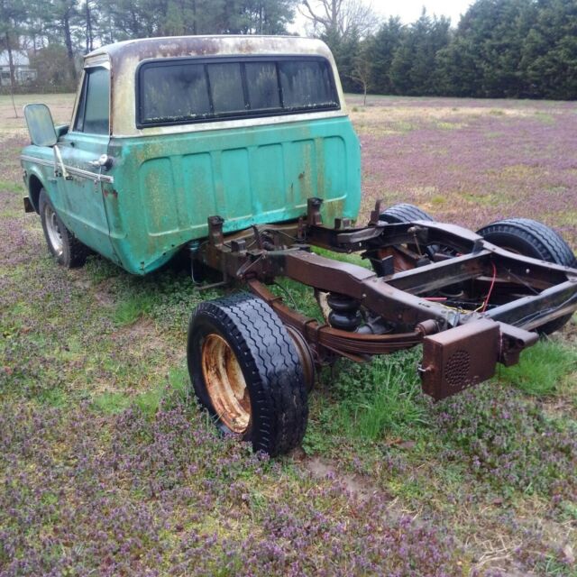 1971 Green Chevrolet C-10 Standard Cab Pickup