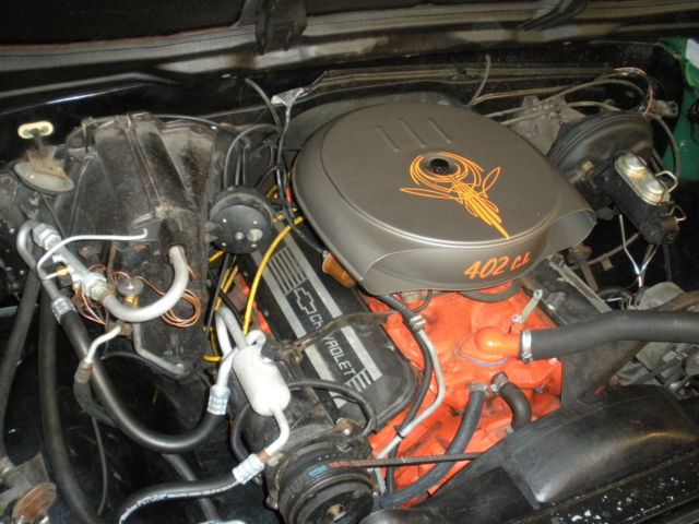 1971 green Chevrolet C-10 Standard Cab Pickup