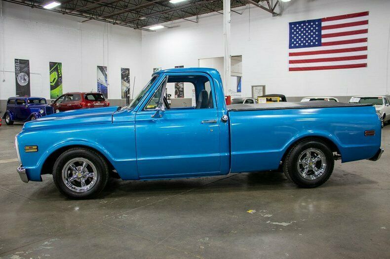1971 Blue Chevrolet C-10 --