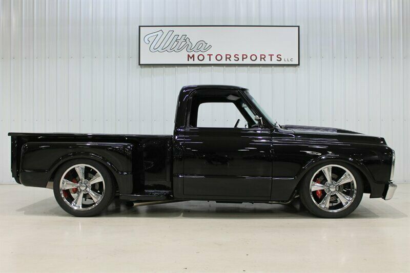 1971 Black Chevrolet C-10 --