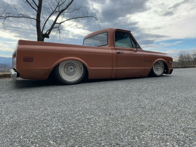 1971 Gold Chevrolet C-10 Standard Cab Pickup