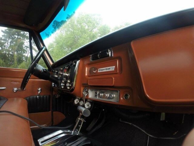 1971 Gold Chevrolet C-10 Standard Cab Pickup