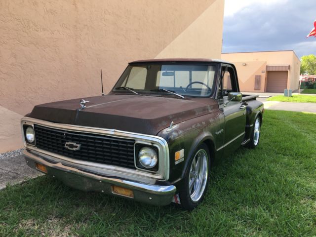 1971 Black Chevrolet C-10 truck