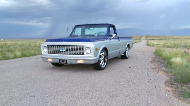 1971 Silver/blue Chevrolet Chevelle Truck