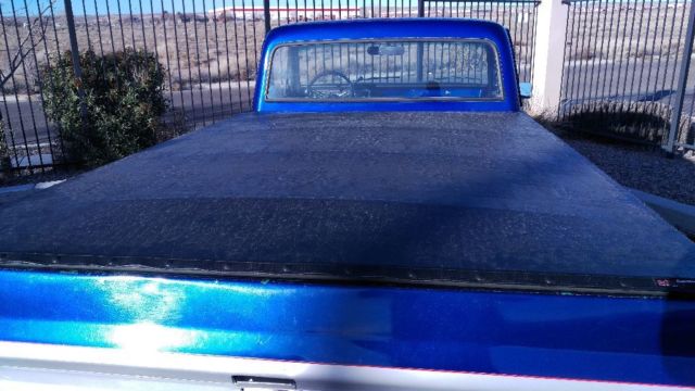 1971 Silver/blue Chevrolet Chevelle Truck