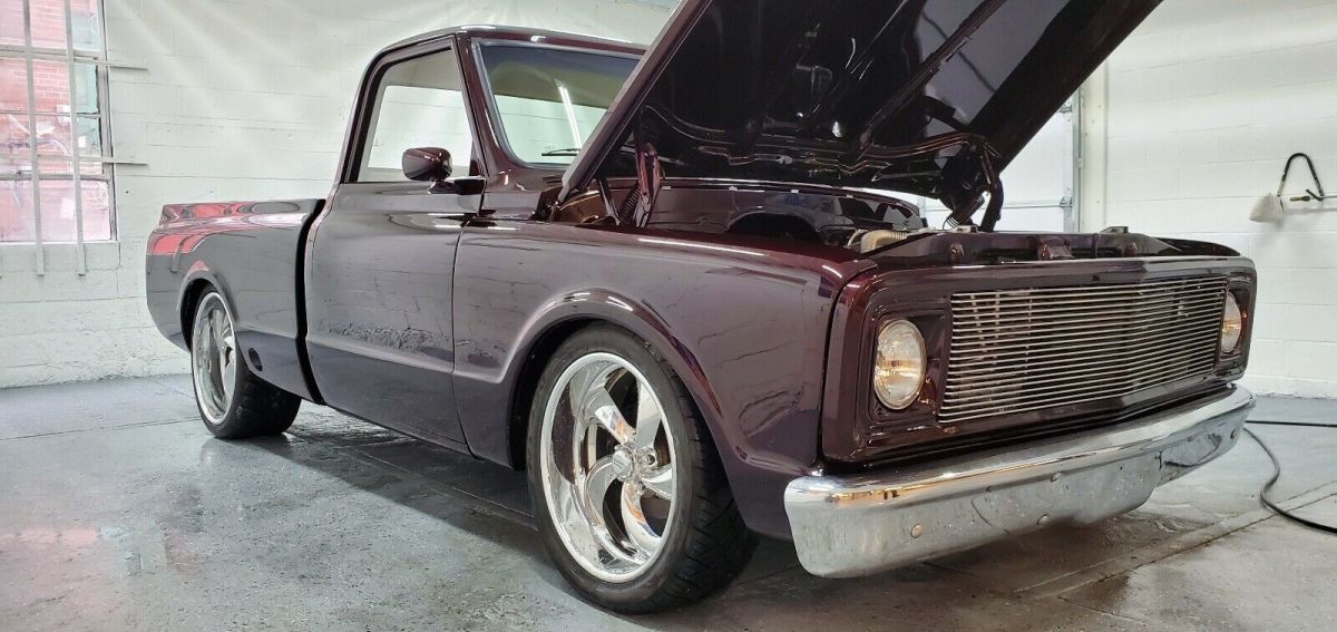 1971 Red Chevrolet C10/K10 Pickup
