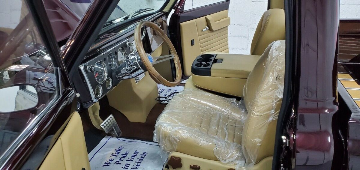 1971 Red Chevrolet C10/K10 Pickup