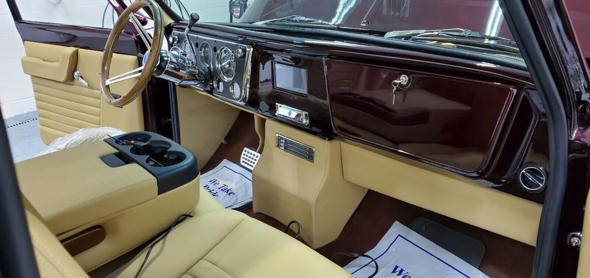 1971 Red Chevrolet C10/K10 Pickup