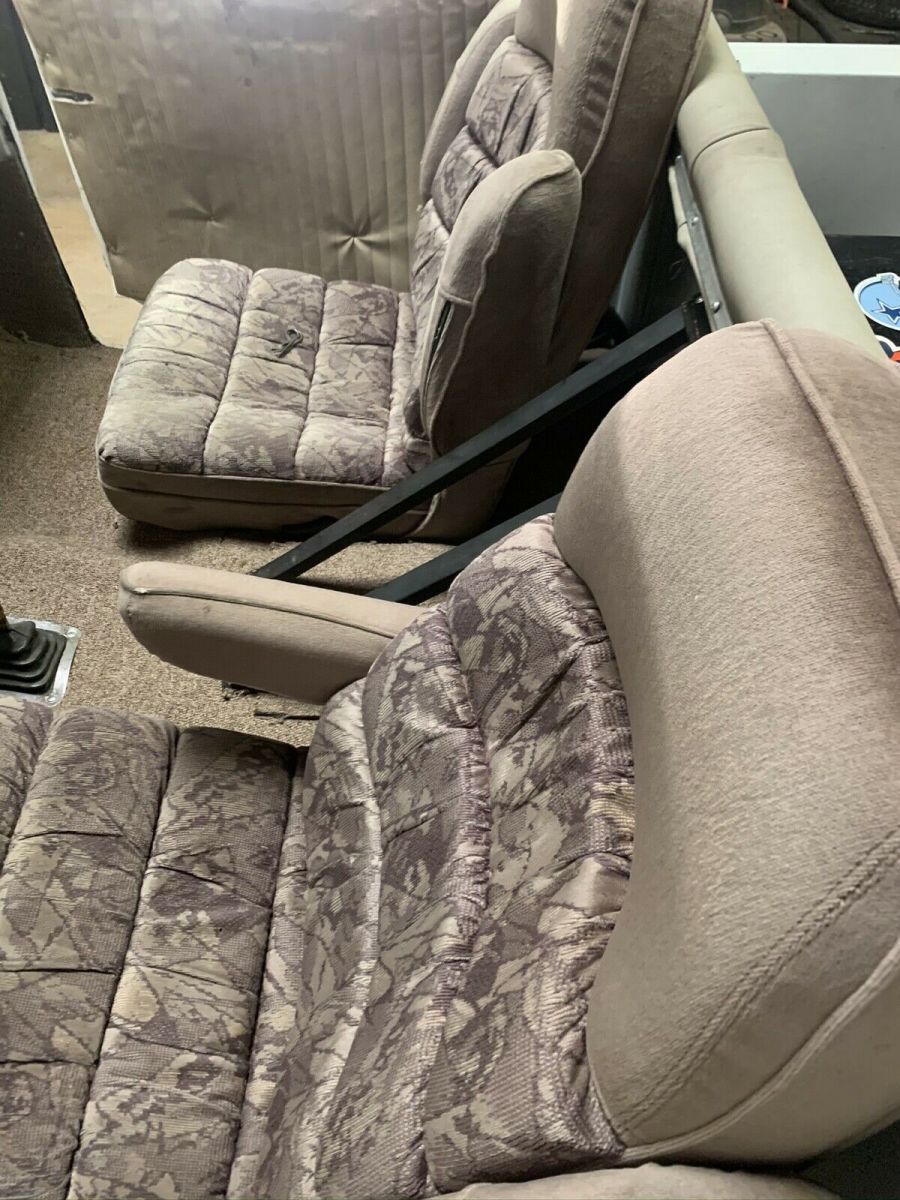 1971 White Chevrolet C10/K10