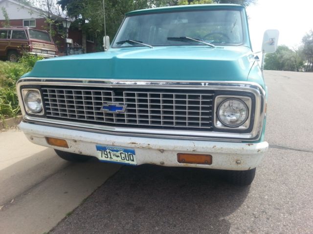1971 Yellow Chevrolet C/K Pickup 2500 Fleetside pickup