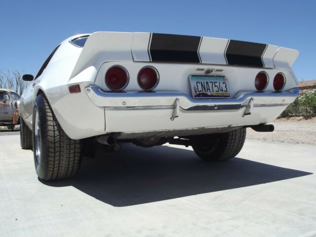 1971 White / Black Chevrolet Camaro Coupe