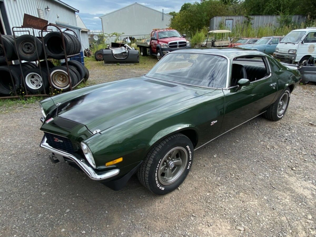 1971 Green Chevrolet Camaro 2