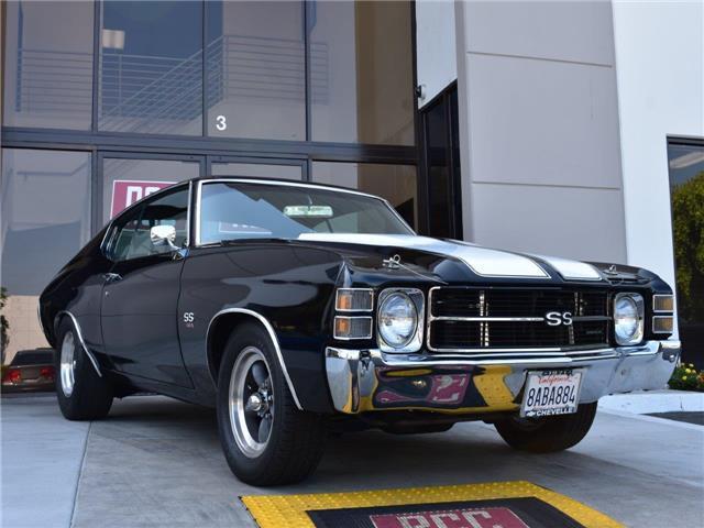 1971 Black Chevrolet Chevelle --