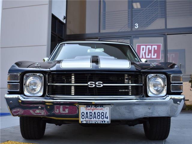 1971 Black Chevrolet Chevelle --