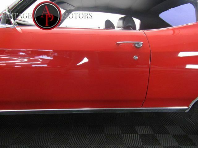 1971 Red Chevrolet Chevelle --