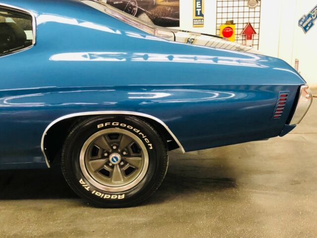 1971 Blue Chevrolet Chevelle --