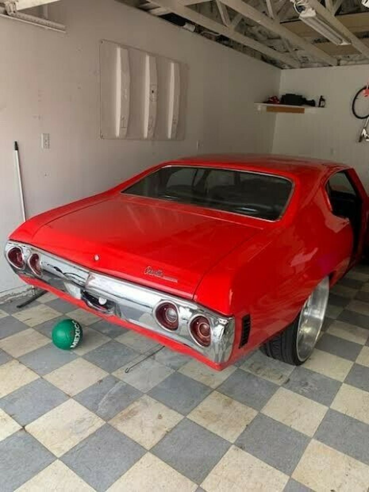1971 Red Chevrolet Chevelle Sedan