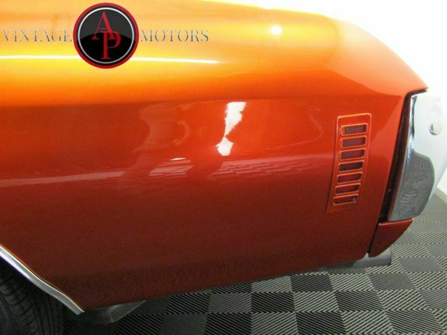 1971 Orange Chevrolet Chevelle --