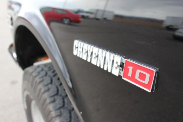 1971 Black Chevrolet Cheyenne Extended Cab Pickup