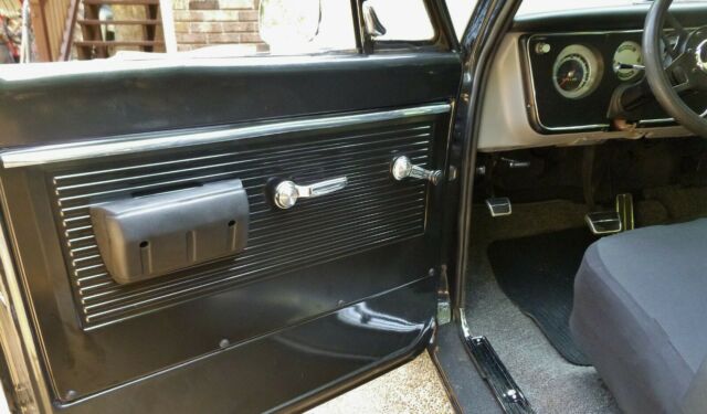 1971 Gray/White Chevrolet C/K Pickup 1500 Standard Cab Pickup