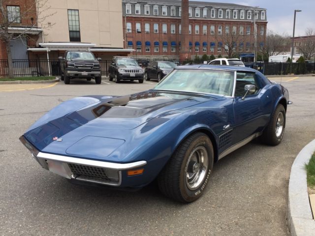 1971 Blue Chevrolet Corvette Coupe