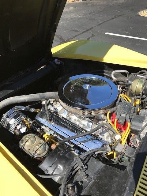 1971 Yellow Chevrolet Corvette Coupe