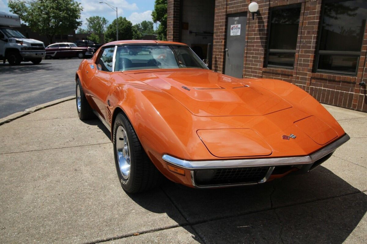 1971 Orange Chevrolet Corvette Coupe