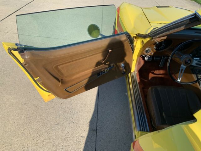 1971 Yellow Chevrolet Corvette COUPE