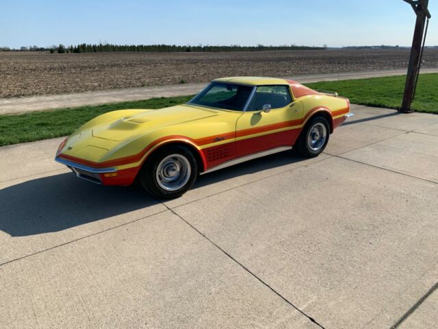 1971 Yellow Chevrolet Corvette COUPE