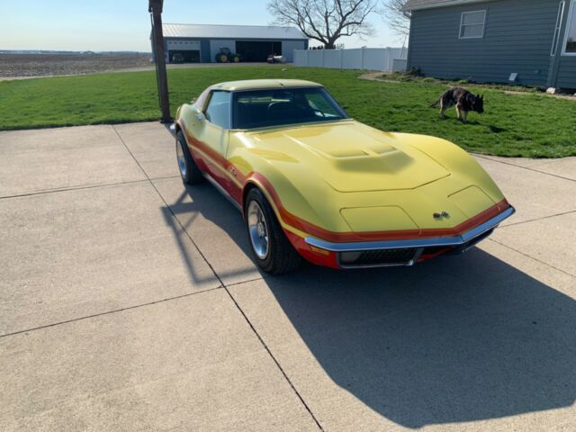 1971 Yellow Chevrolet Corvette COUPE