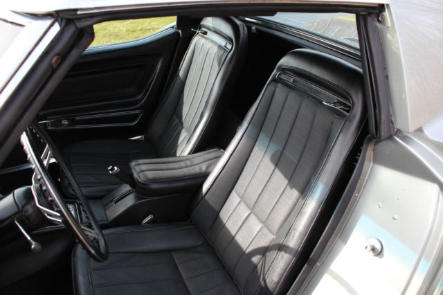 1971 Gray Chevrolet Corvette Coupe