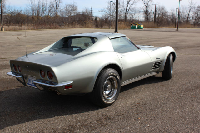 1971 Gray Chevrolet Corvette Coupe