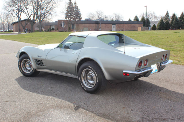 1971 Gray Chevrolet Corvette Coupe