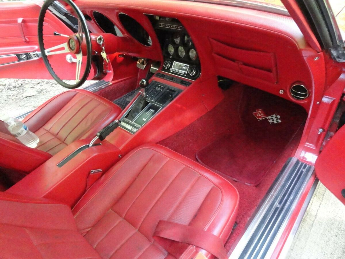 1971 Red Chevrolet Corvette Coupe