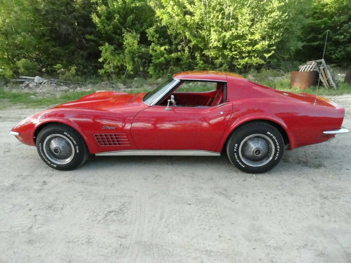 1971 Red Chevrolet Corvette Coupe
