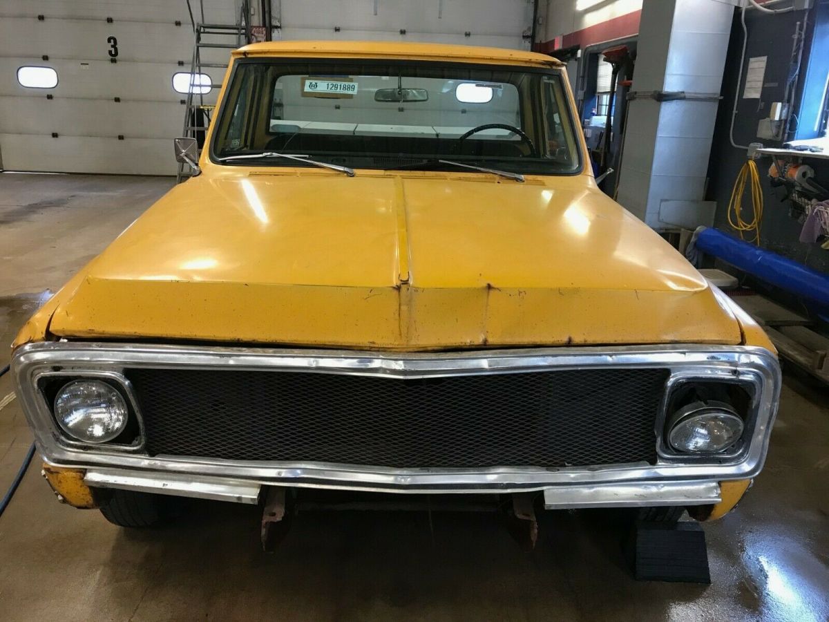 1971 Yellow Chevrolet C-10