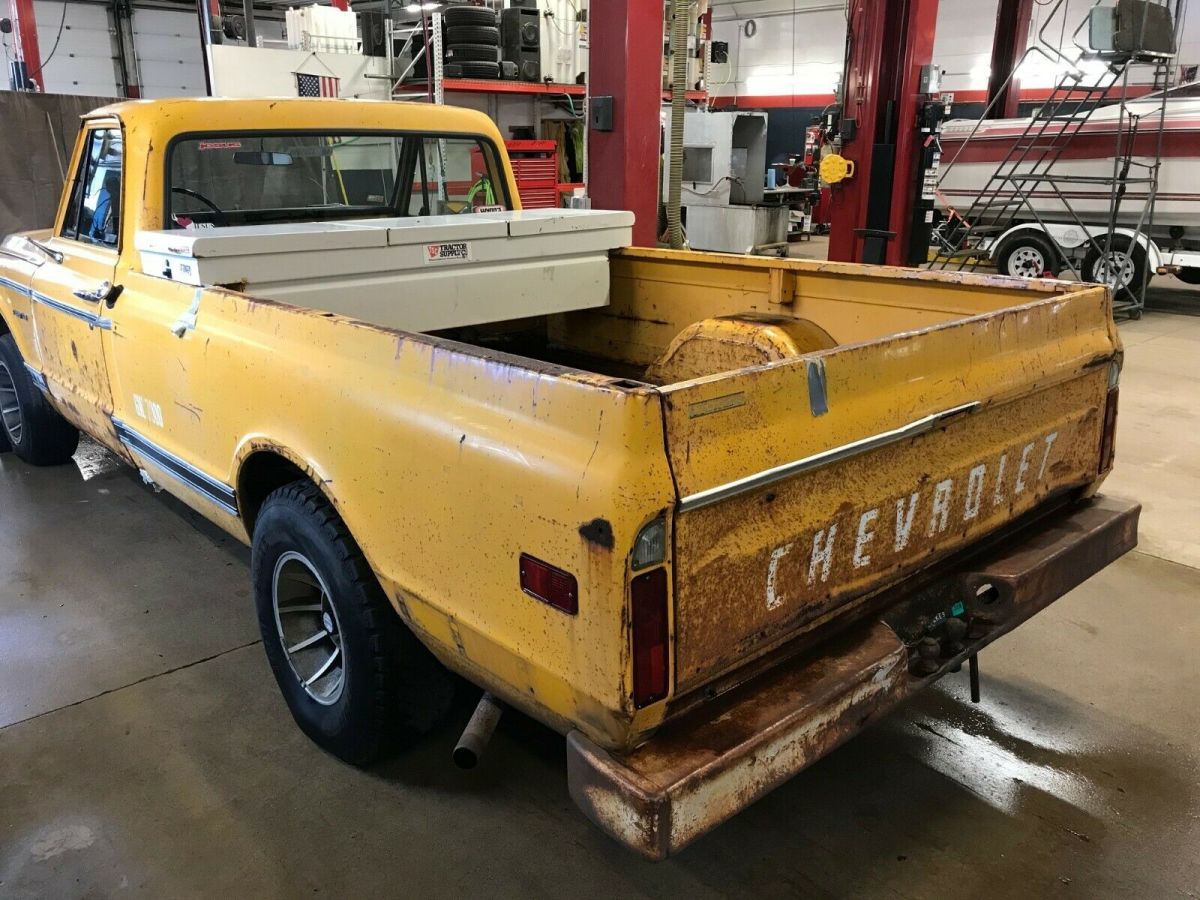 1971 Yellow Chevrolet C-10