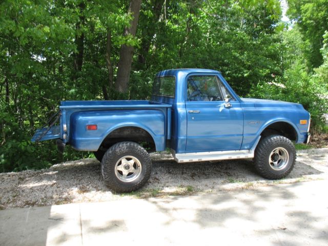 1971 Blue Chevrolet C-10 Short Box